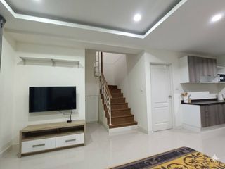 Casa en alquiler de 4 habitaciones en Thalang, Phuket