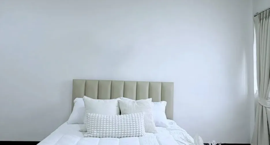 Haus zur Miete mit 6 Zimmer in Huai Khwang, Bangkok