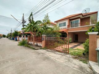 Casa en venta de 3 habitaciones en Bang Phli, Samut Prakan