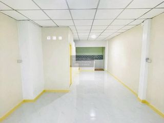 Reihenhaus zum Kauf mit 2 Zimmer in Bang Bua Thong, Nonthaburi