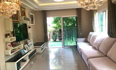 À vendre 3 chambres maison à Bang Khun Thian, Bangkok