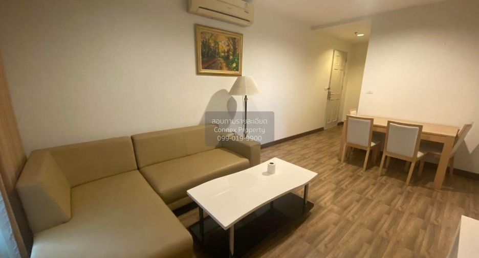 For rent 2 bedrooms condo in Huai Khwang, Bangkok