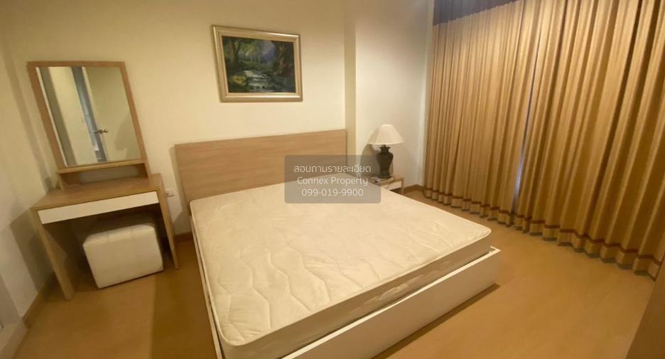 For rent 2 bedrooms condo in Huai Khwang, Bangkok