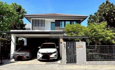 Casa en alquiler de 3 habitaciones en Bang Phli, Samut Prakan