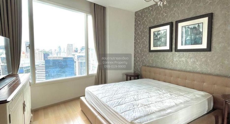 For rent 3 bedrooms condo in Khlong Toei, Bangkok