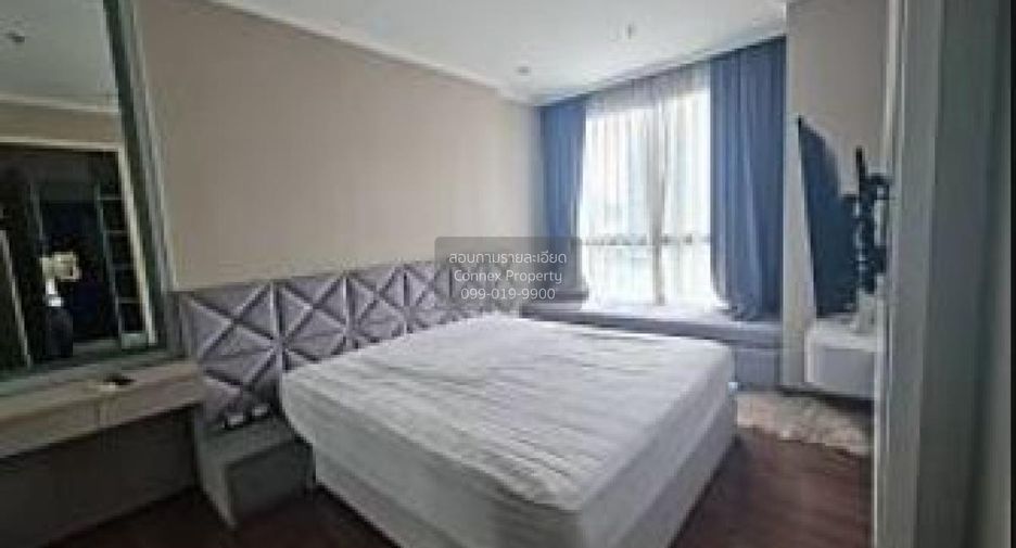 For rent 2 bedrooms condo in Sathon, Bangkok