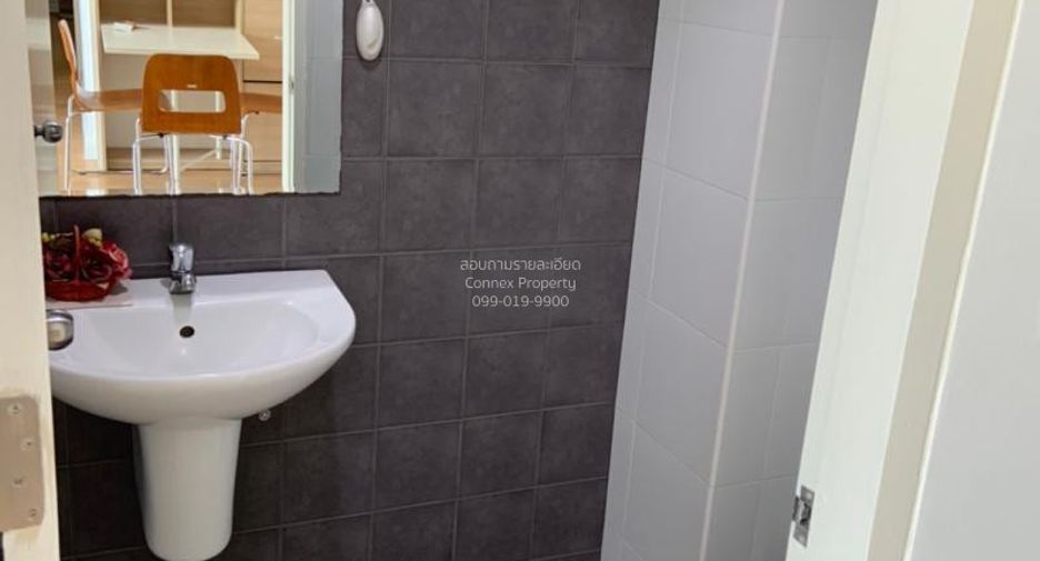 For rent 2 bedrooms condo in Phra Khanong, Bangkok