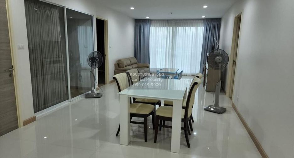 For rent 2 ベッドルーム condo in Yan Nawa, Bangkok