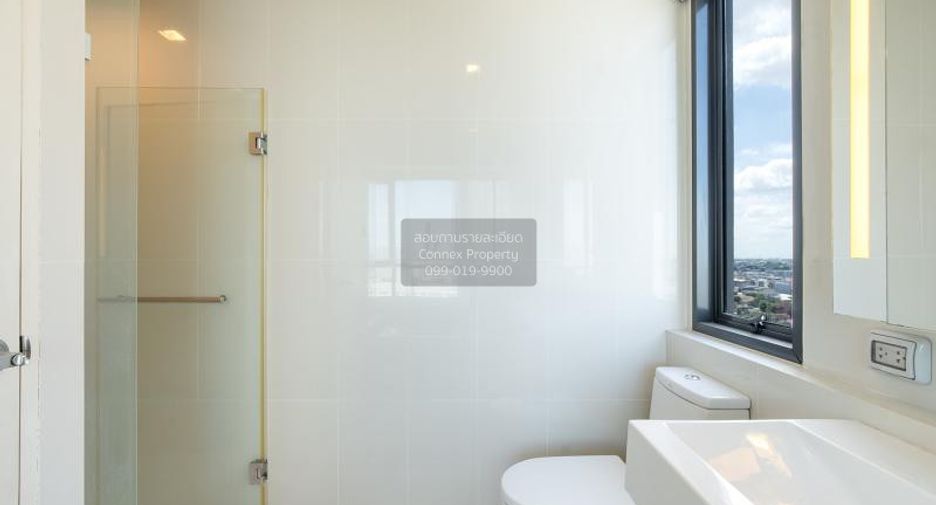 For rent 2 bedrooms condo in Phra Khanong, Bangkok