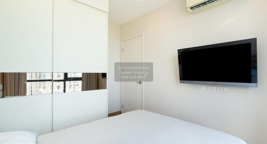For rent 2 bedrooms condo in Phra Khanong, Bangkok