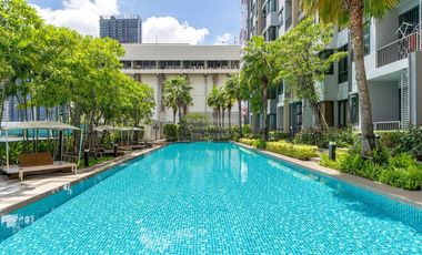 For rent 2 bedrooms condo in Phra Khanong, Bangkok
