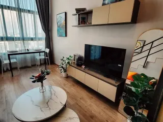 For rent 1 bed condo in Huai Khwang, Bangkok