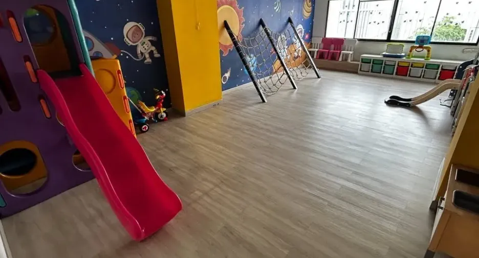 Аренда 2 спальни кондо в Щаттхана, Бангкок