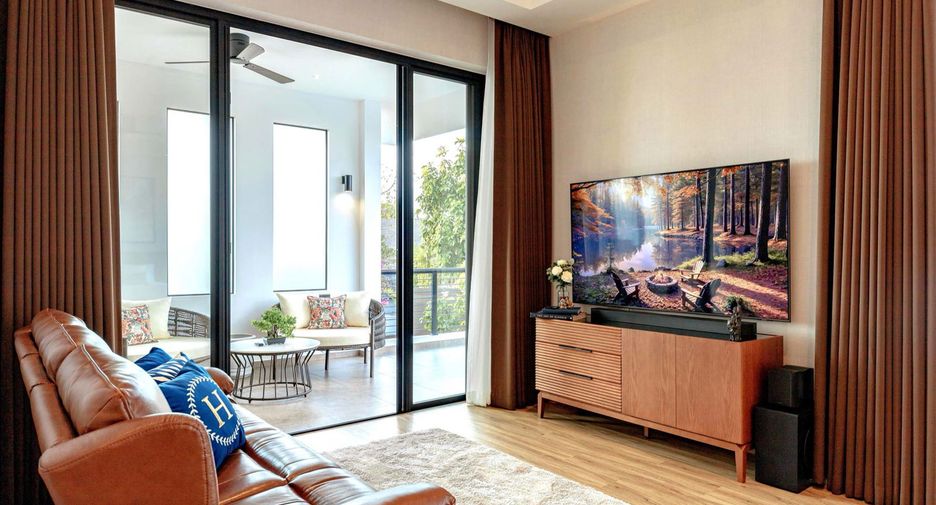 For sale 5 bedrooms house in Mueang Chiang Mai, Chiang Mai