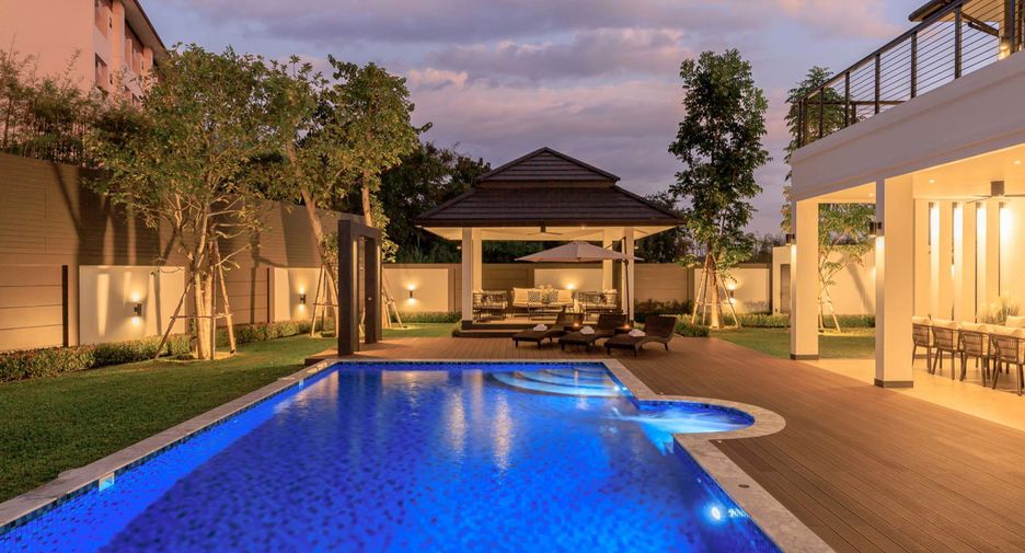 For sale 5 bedrooms house in Mueang Chiang Mai, Chiang Mai