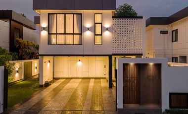 For sale 4 bedrooms house in Mueang Chiang Mai, Chiang Mai