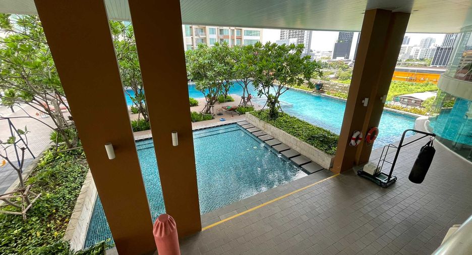 Condo en alquiler de 2 habitaciones en Sathon, Bangkok