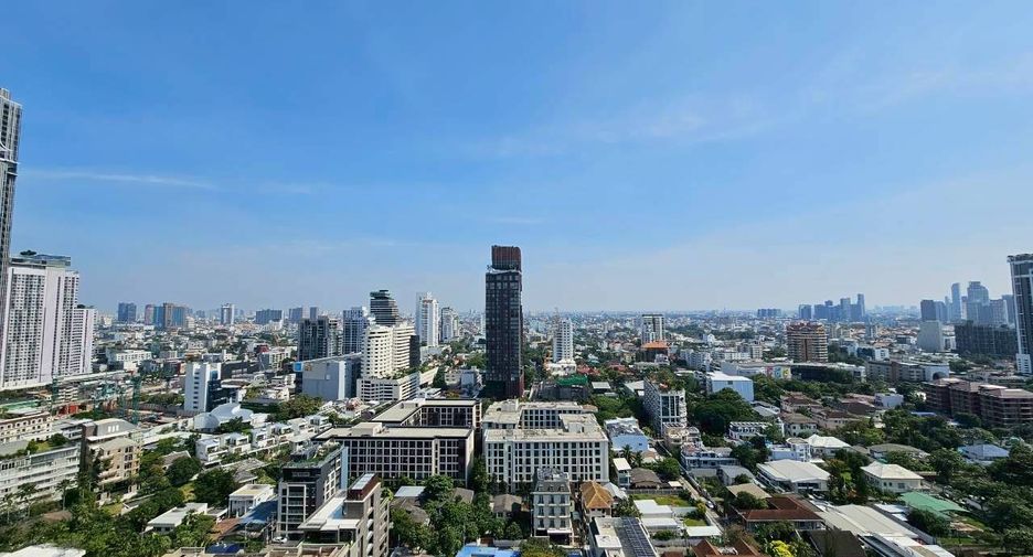 For rent and for sale 2 bedrooms condo in Watthana, Bangkok