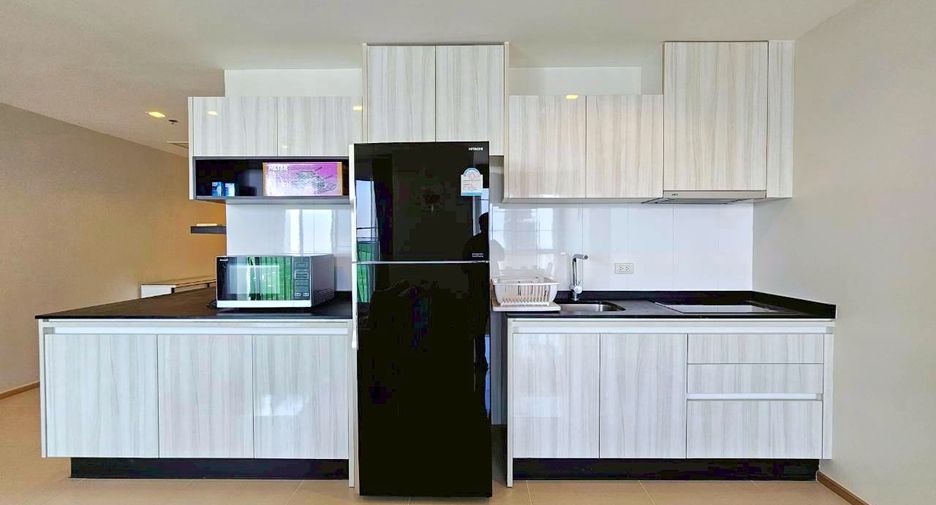 For rent and for sale 2 bedrooms condo in Watthana, Bangkok