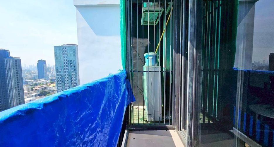 For rent and for sale 1 bed condo in Watthana, Bangkok