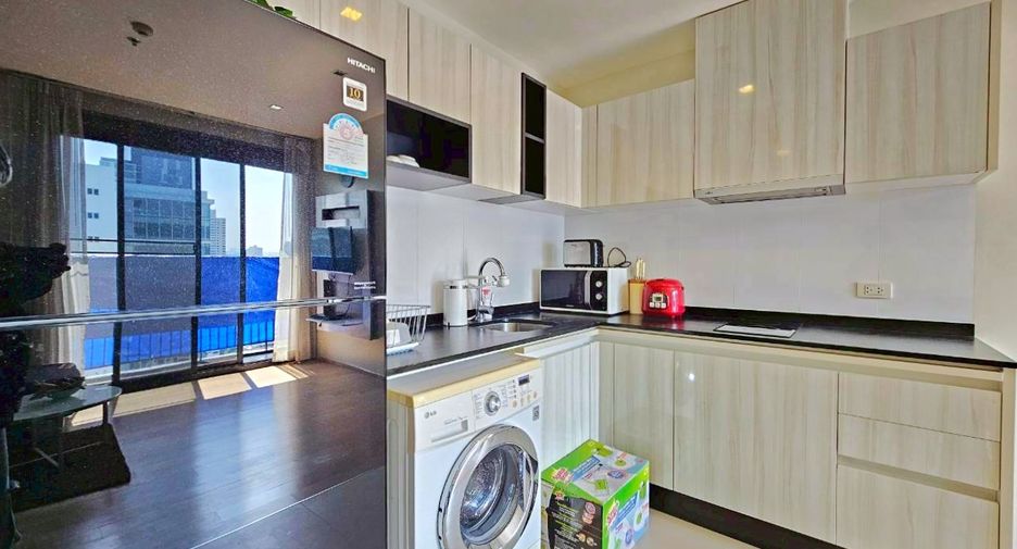 For rent and for sale 1 bed condo in Watthana, Bangkok