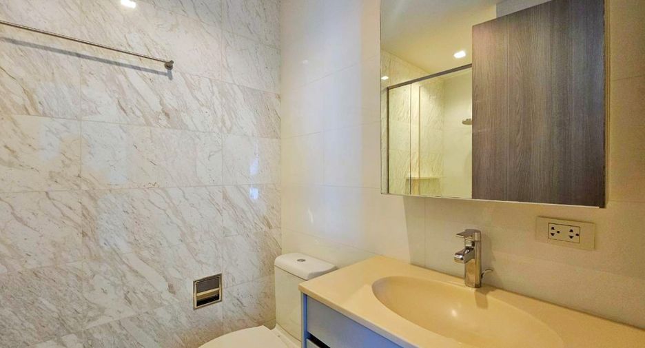 For rent and for sale 2 bedrooms condo in Watthana, Bangkok
