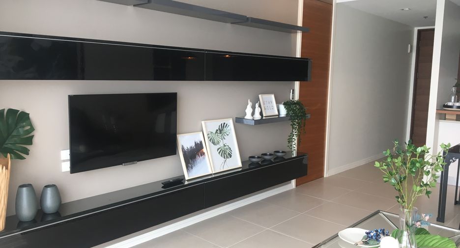 For rent and for sale 1 bed condo in Sathon, Bangkok