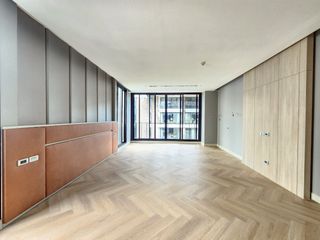 For rent 4 bedrooms condo in Watthana, Bangkok