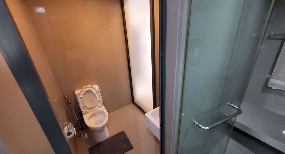 À louer et à vendre 1 chambre condo à Khlong Toei, Bangkok