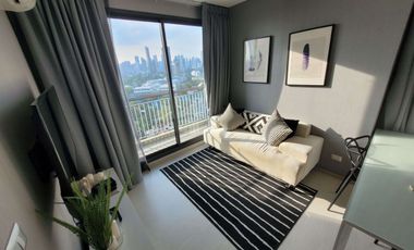 À louer et à vendre 1 chambre condo à Khlong Toei, Bangkok