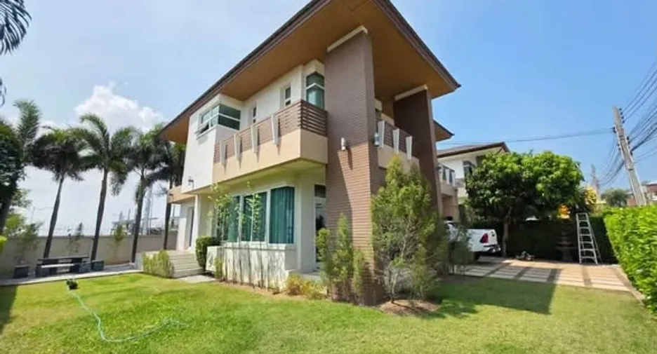For sale 3 ベッドルーム house in Bang Lamung, Chonburi