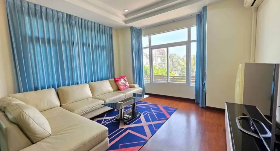 For sale 3 ベッドルーム house in Bang Lamung, Chonburi