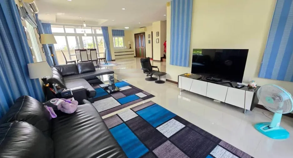 For sale 3 ベッドルーム house in Bang Lamung, Chonburi