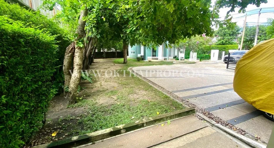 出售 3 卧室 独立屋 在 Mueang Pathum Thani, Pathum Thani
