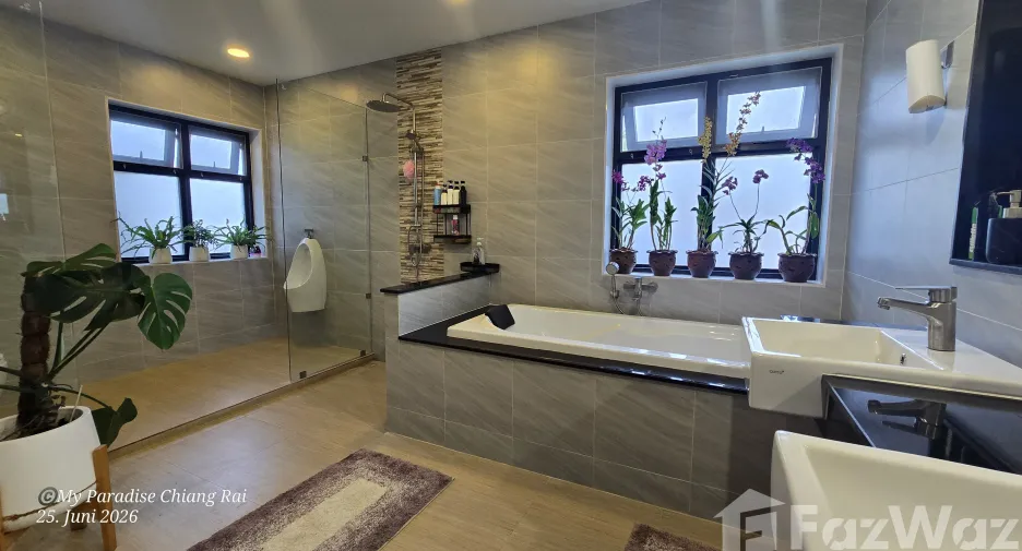 For sale 7 ベッドルーム hotel in Mueang Chiang Rai, Chiang Rai