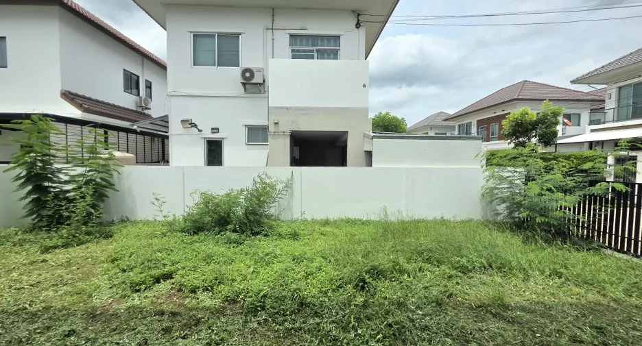 Haus zum Kauf mit 3 Zimmer in Bang Yai, Nonthaburi