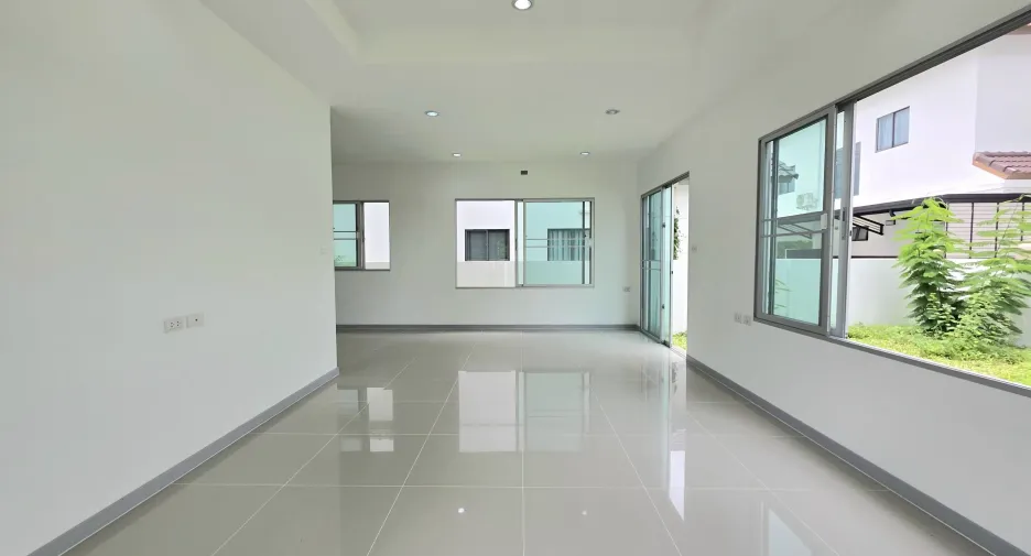 Haus zum Kauf mit 3 Zimmer in Bang Yai, Nonthaburi