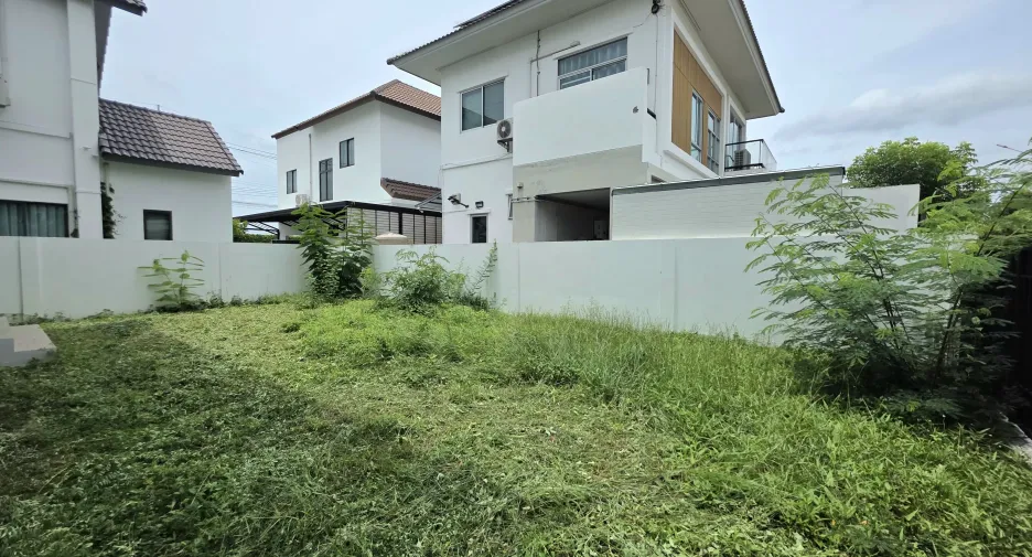 Haus zum Kauf mit 3 Zimmer in Bang Yai, Nonthaburi