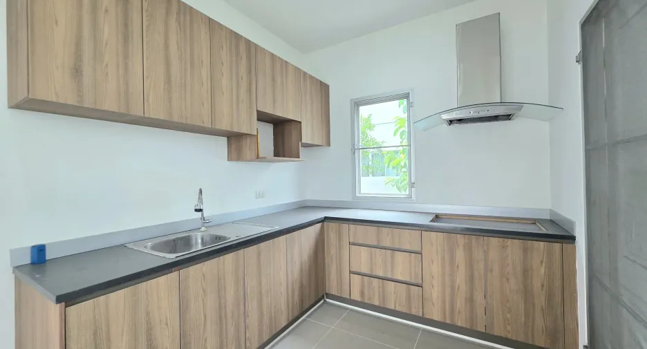 Haus zum Kauf mit 3 Zimmer in Bang Yai, Nonthaburi