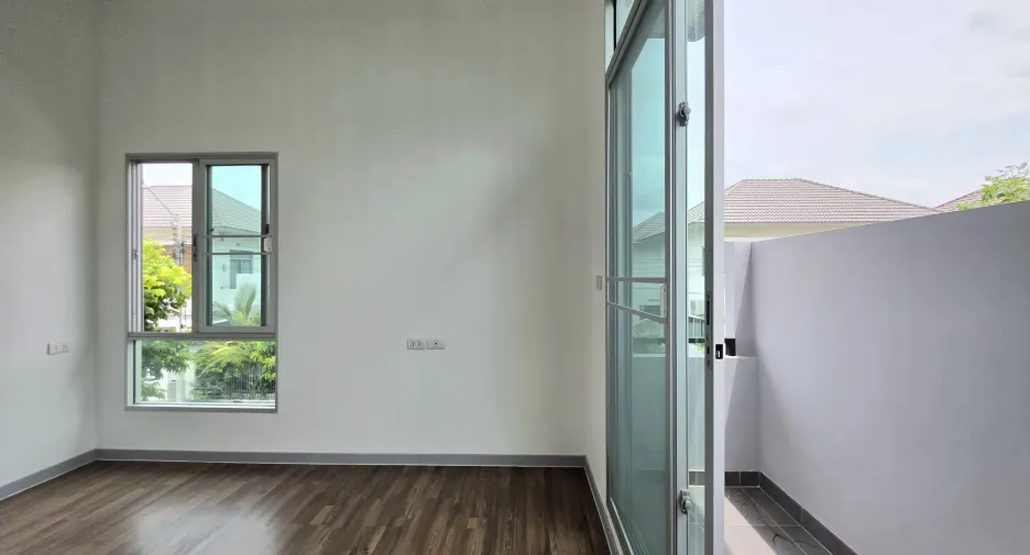 Haus zum Kauf mit 3 Zimmer in Bang Yai, Nonthaburi