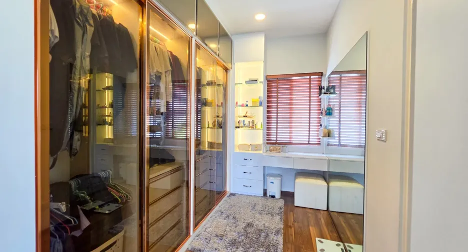 Haus zum Kauf mit 4 Zimmer in Mueang Khon Kaen, Khon Kaen