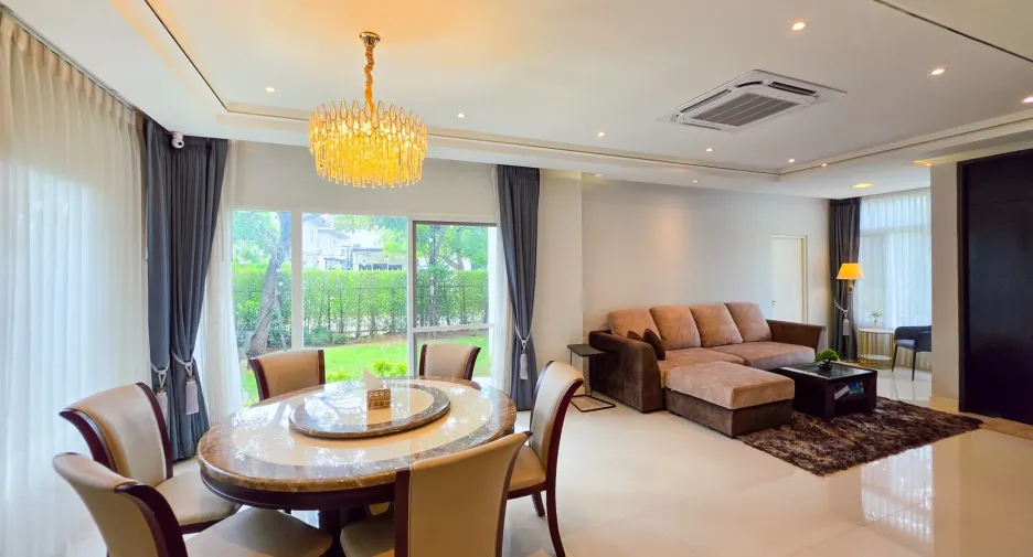 Haus zum Kauf mit 4 Zimmer in Mueang Khon Kaen, Khon Kaen