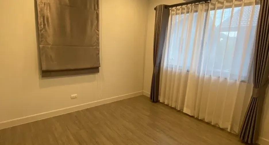 For rent 3 bedrooms house in Lat Lum Kaeo, Pathum Thani