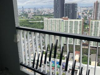 For sale studio condo in Suan Luang, Bangkok