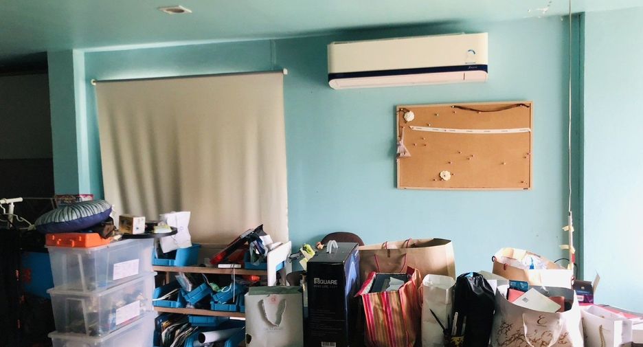 ขาย 2 ห้องนอน ทาวน์เฮ้าส์ ใน เมืองสมุทรปราการ, สมุทรปราการ