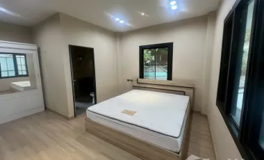 For sale 3 ベッドルーム house in Watthana, Bangkok