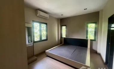 For sale 3 ベッドルーム house in Watthana, Bangkok