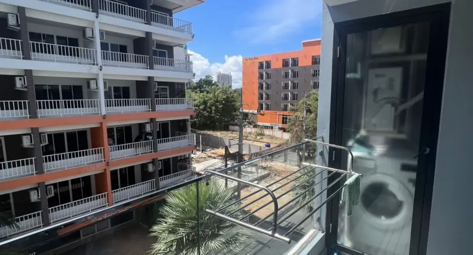 For sale 1 bed condo in Bang Lamung, Chonburi