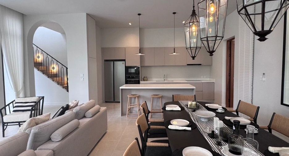 Villa en venta de 4 habitaciones en Thalang, Phuket