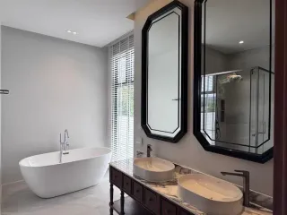Villa zum Kauf mit 4 Zimmer in Thalang, Phuket